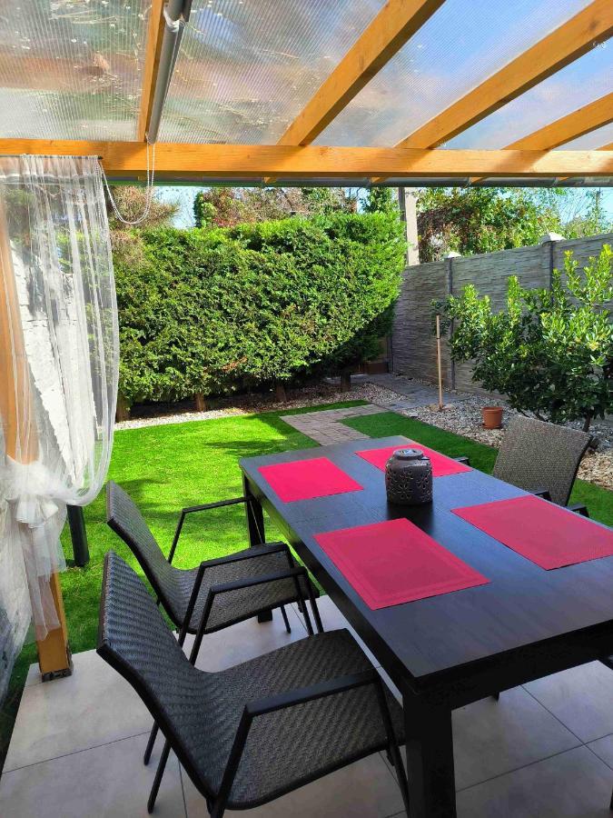 Baky House Balatonlelle Exterior foto